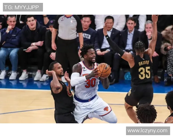 2013年2月27日勇士与尼克斯激战回顾精彩瞬间与球员表现分析